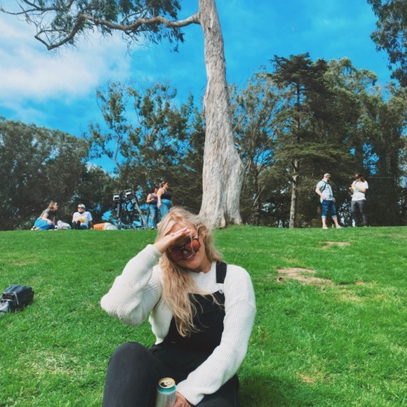 Meet your Posher, Kate - Picture 6 of 7